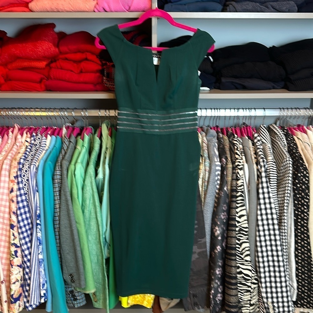 Venus green bodycon v neck dress size XS